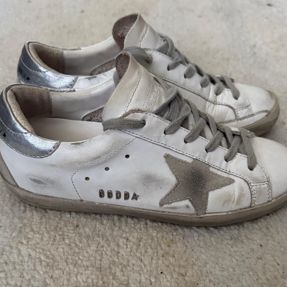 Golden Goose Superstar White Leather Low-Top Sneakers with Gray Silver size 6 - Picture 3 of 8